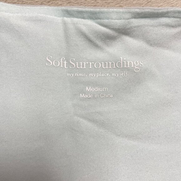 Soft Surroundings Blouse Womens M‎ Mint Green Asymmetrical Hem Top Fairy - Picture 2 of 8